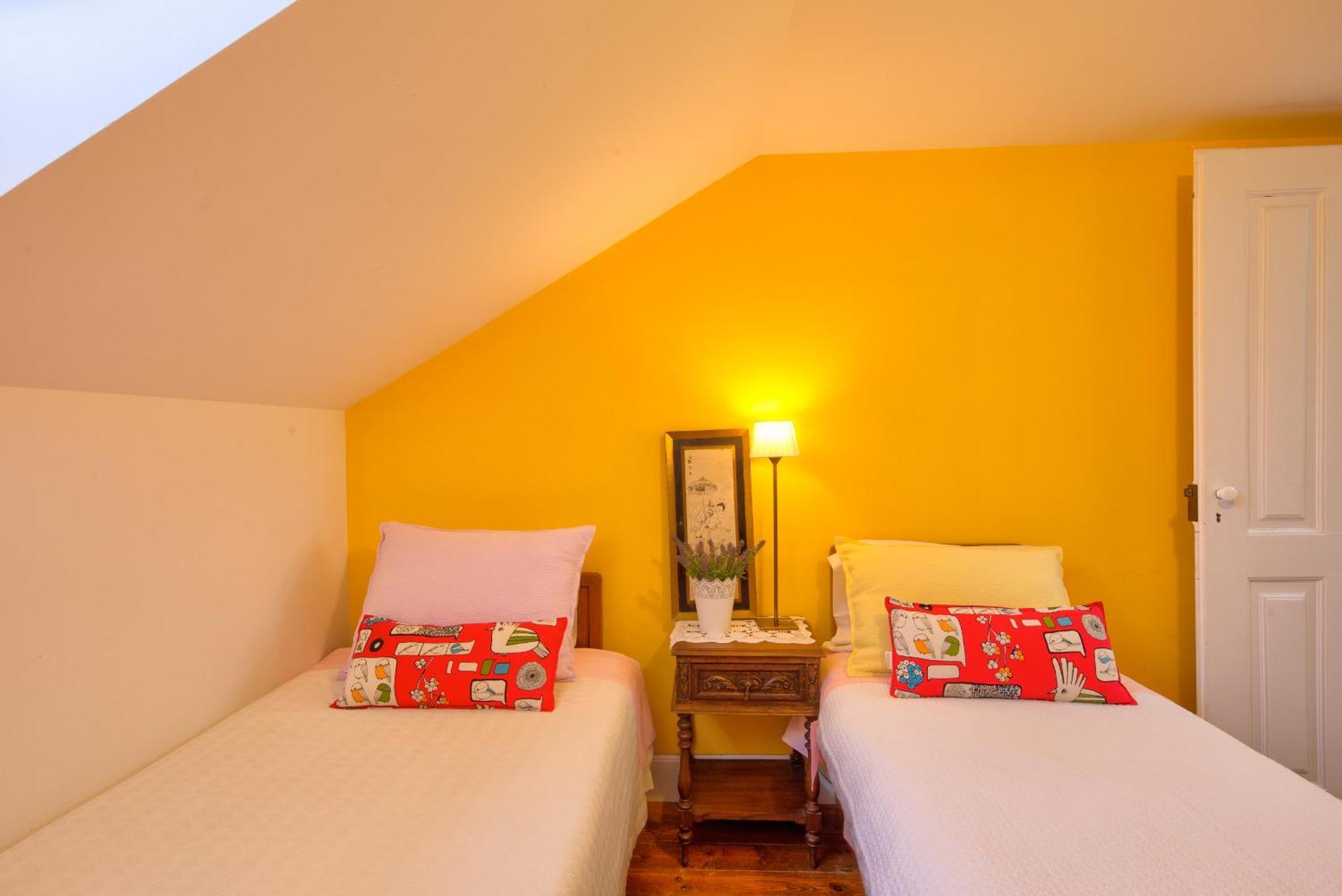 Adore Portugal Coimbra Guest House Exterior foto